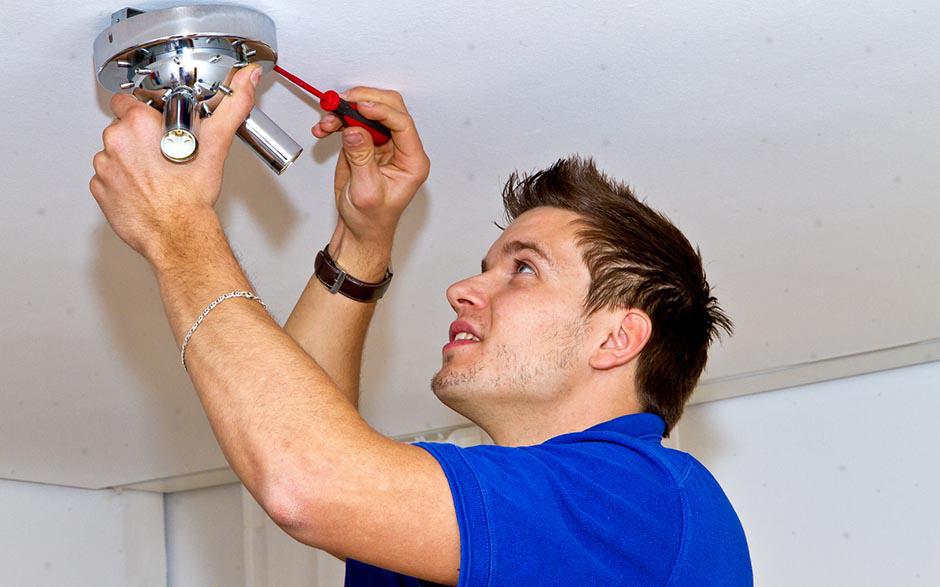 électricien de maintenance Noisiel